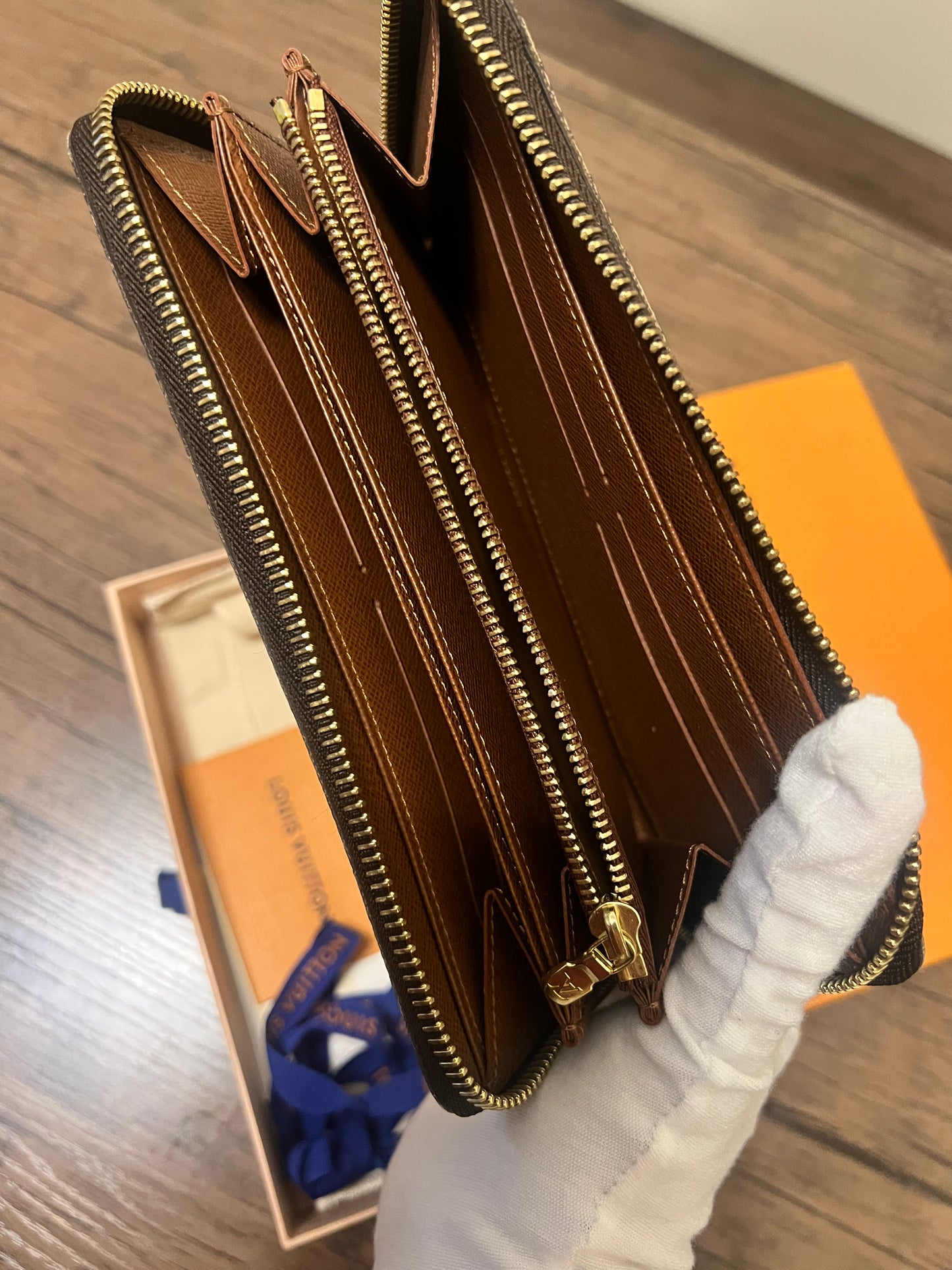 LV Monogram Classic Wallet