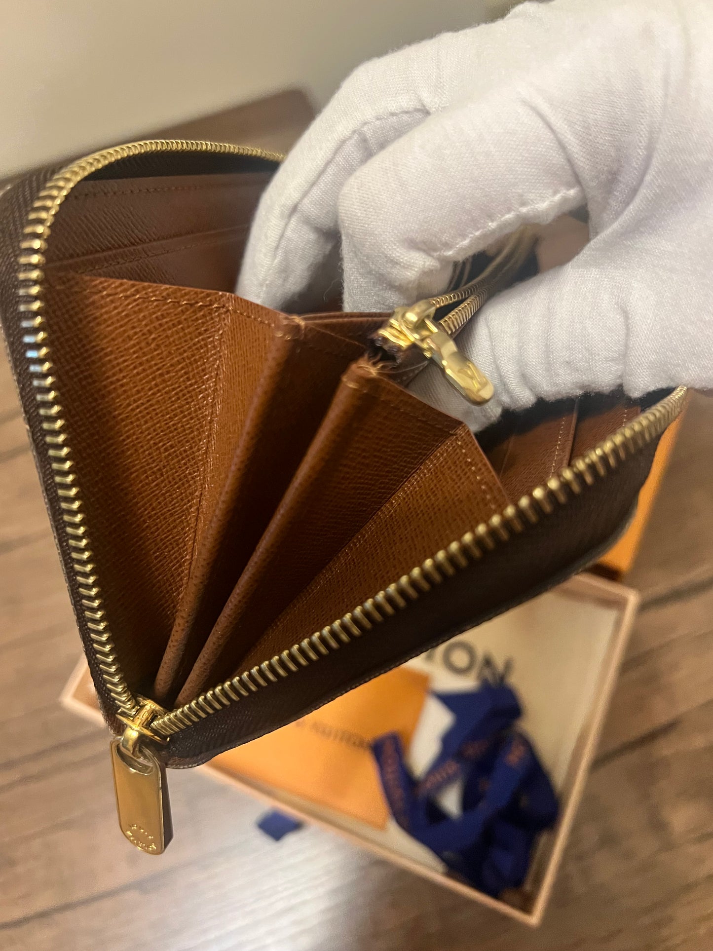 LV Monogram Classic Wallet